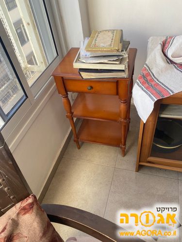 שידות בגדלים שונים