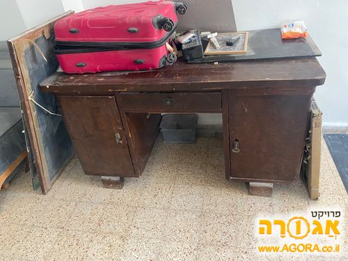 שולחן כתיבה