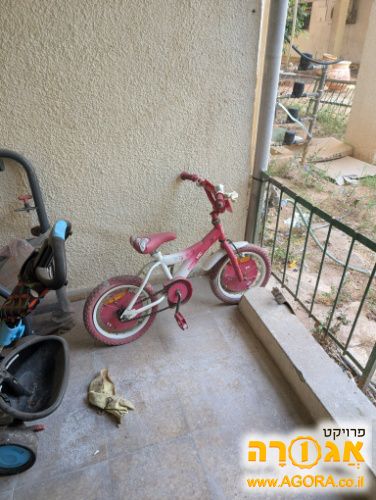 אופניים לילדה