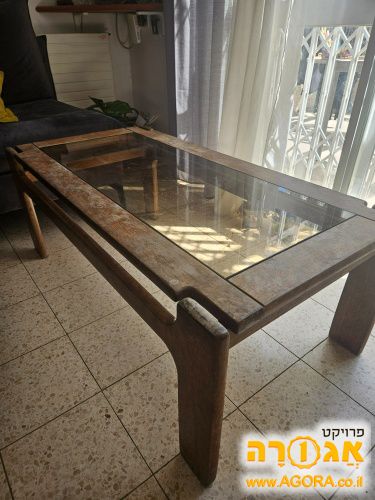 שולחן סלון מעץ