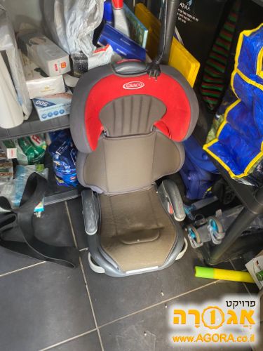 בוסטר עם גב
