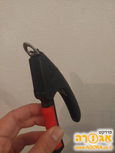קוצץ ציפורניים לכלב