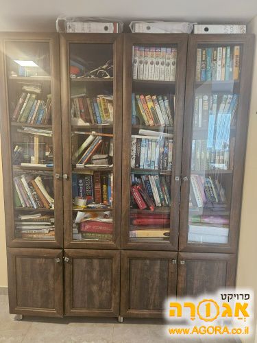 ארון ספרים 4 דלתות