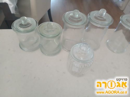 צנצנות זכוכית