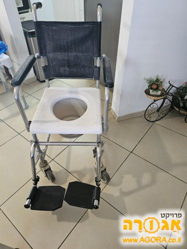 כסא גלגלים רחצה