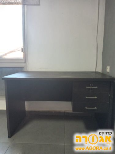 שולחן משרדי