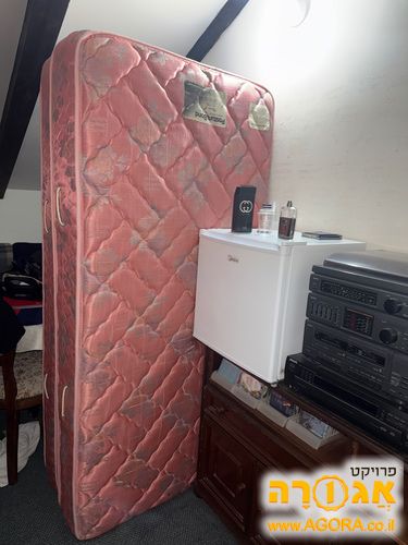זוג מזרנים למיטה זוגית / למיטה 2 חלקים