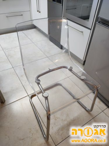 6 כסאות שקופים של איקאה