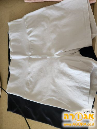 טייצים במצב מעולה בצבע שחור ובצבע לבן
