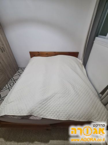 בסיס מיטה זוגית יהודית