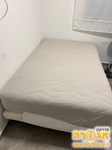 מיטה וחצי מתכווננת