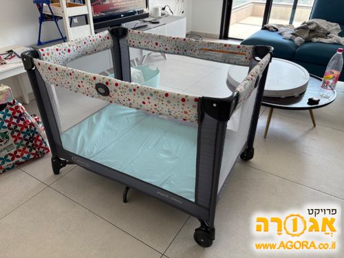 מיטת תינוק ניידת Graco