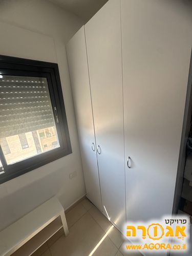 ארון בגדים 3 דלתות