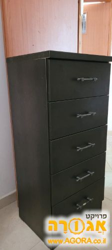 שידת מגירות