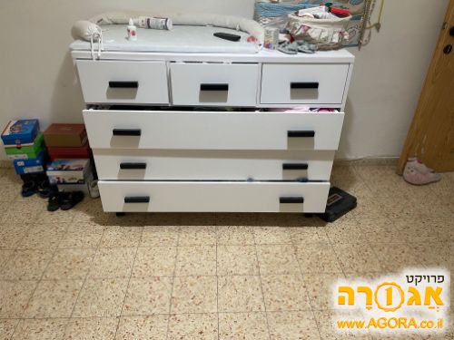 שידת החתלה