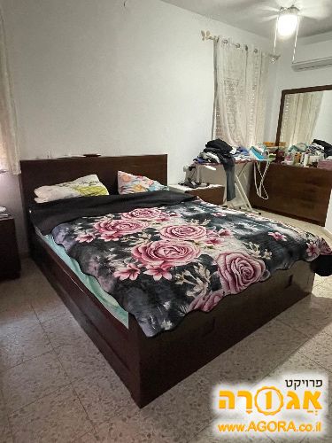 מיטה זוגית