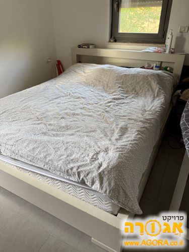 מיטה זוגית