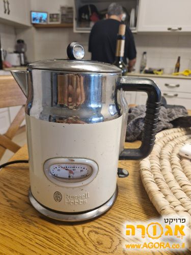 קומקום חשמלי