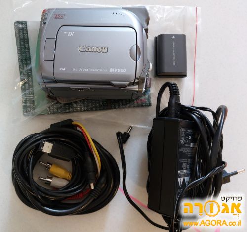 מצלמת וידאו Canon MV900