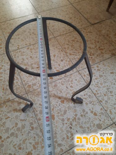 מעמד לעציץ
