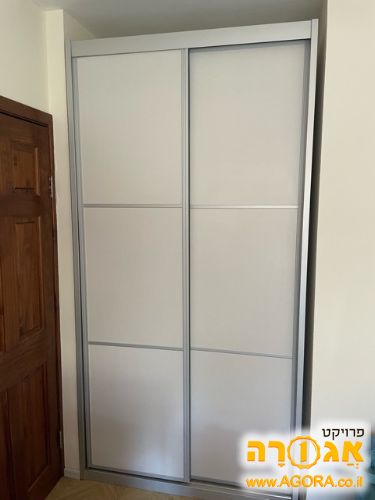 ארון 2 דלתות