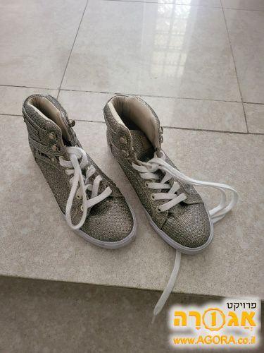 נעליים מידה38