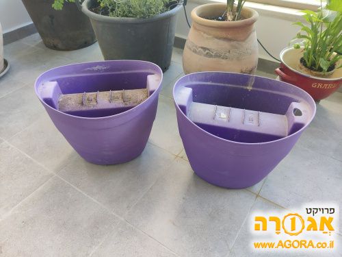 עציצים למעקה