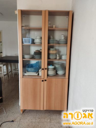 מזנון ויטרינה