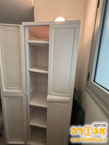 ארון פלסטיק