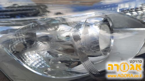 פנס ימני קדמי מקורי של טויוטה ורסו
