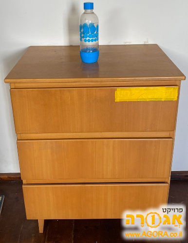 שידה מעץ מלא