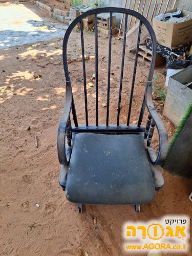 כסא הנקה / נדנדה + הדום