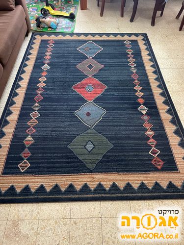 שטיח גדול