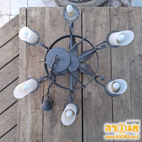 נברשת\שנדלר
