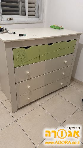 שידת החתלה