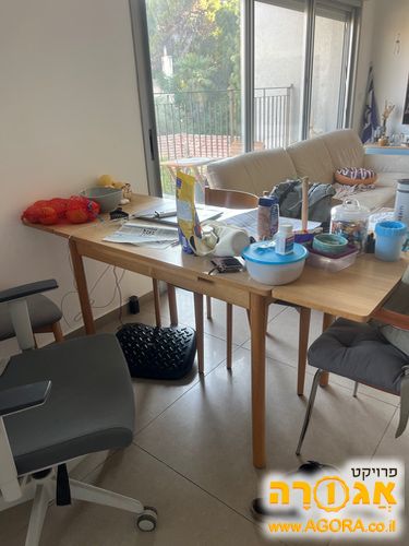 שולחן אוכל