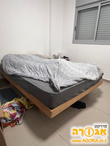 בסיס מיטה