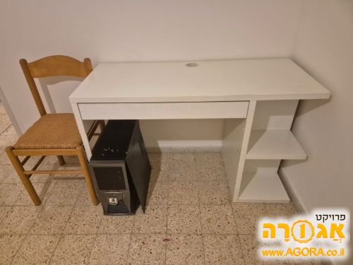 שולחן כתיבה