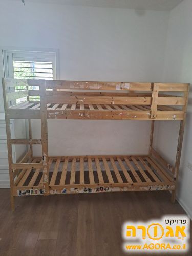 מיטות קומותיים