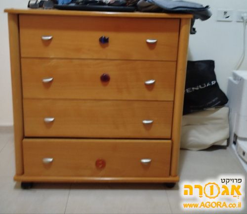 שידת תינוק