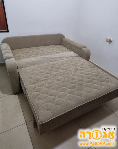 ספה דו מושבית נפתחת למיטה