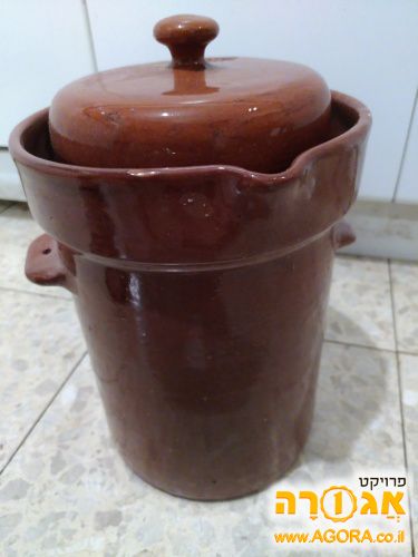 כלי חרס לכבישה