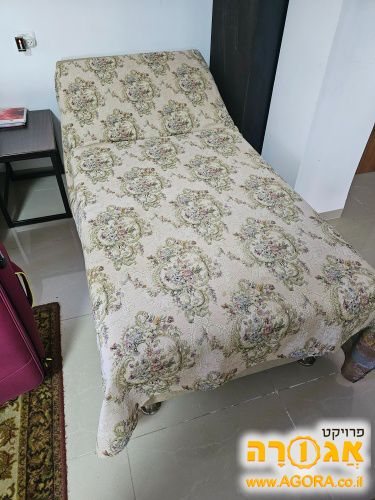 מיטת יחיד
