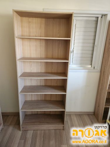 כוננית מדפים