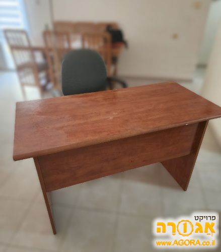 שולחן מחשב