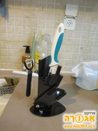 מעמד סכיני מטבח ומקלף