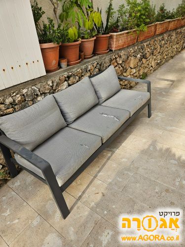 ספת.חצר