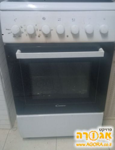 תנור בישול עם כיריים חשמליות