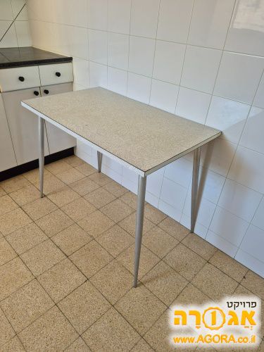 שולחן פינת אוכל