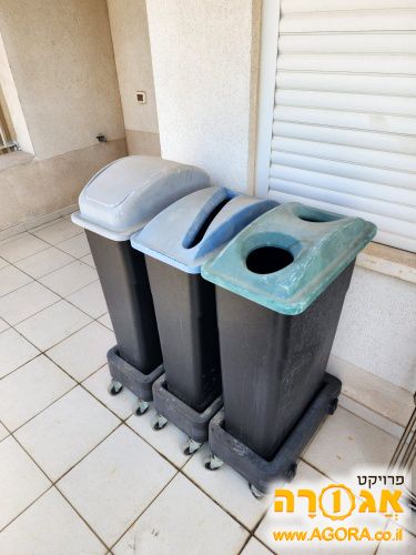 פחי מחזור על גלגלים